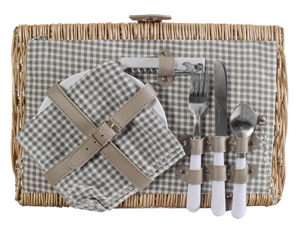 2-Person Wicker Picnic Basket